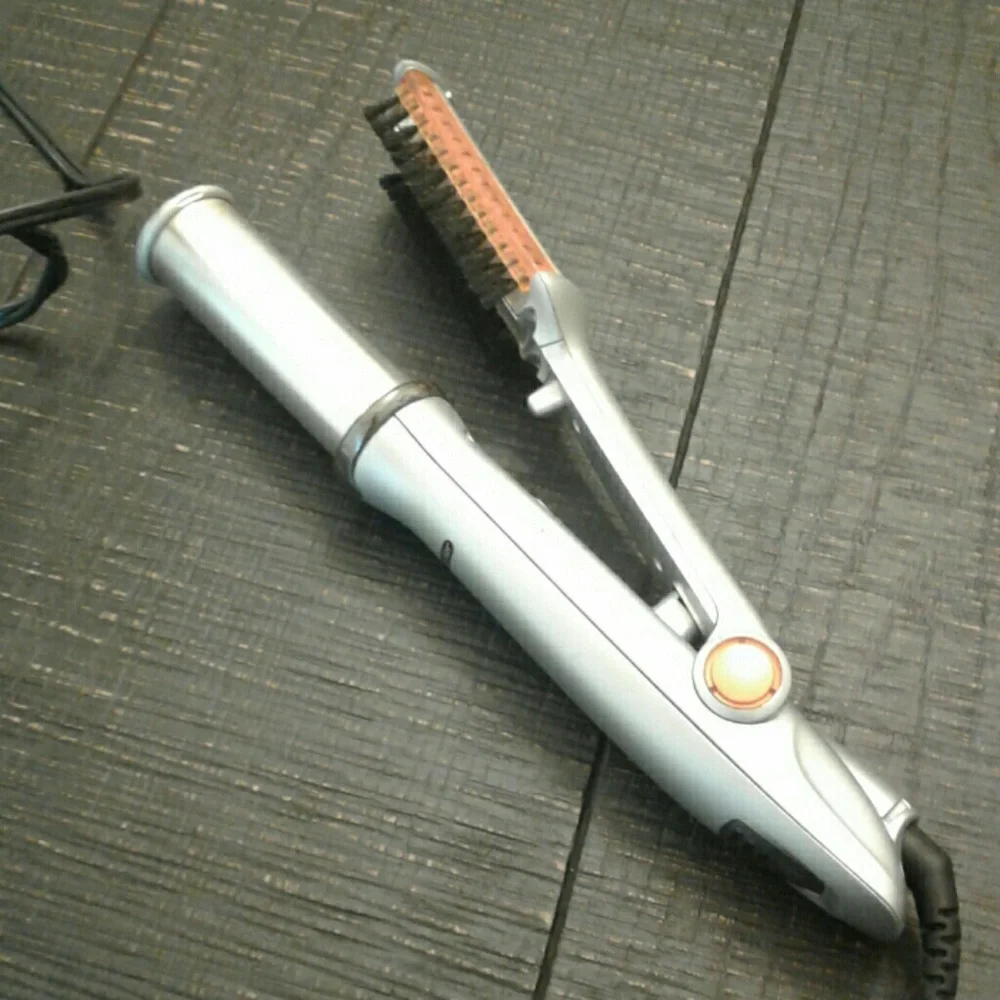 InStyler Straightening Iron - Picture 1 of 4